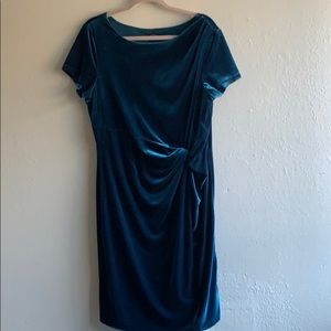 Ellen Tracy Velvet green dress